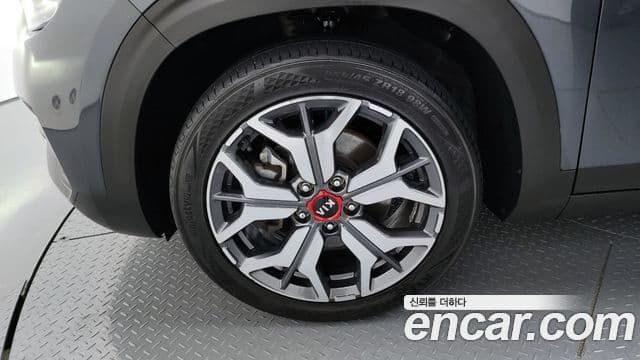 Kia Seltos Signature, 2022 все фото