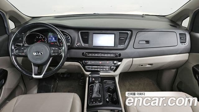 Kia All New Carnival Luxury, 2017 7