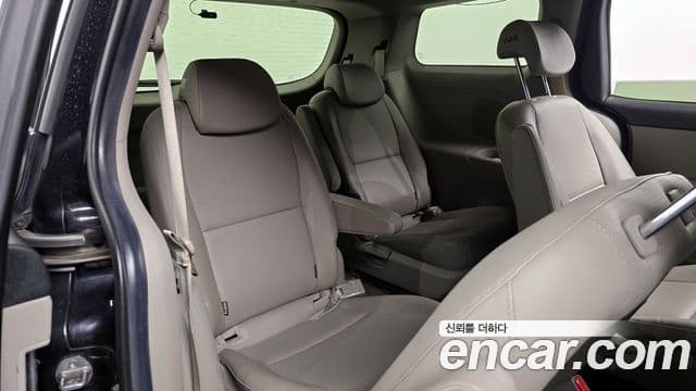 Kia The / новый New Carnival Luxury, 2020 12