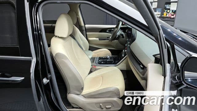 Kia Carnival 4세대 Signature, 2021 12