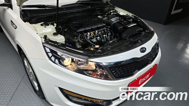 Kia K5 Special, 2011 6