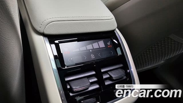 Volvo XC60 2세대 B5 Ultra Bright Air подвеска, 2026 17