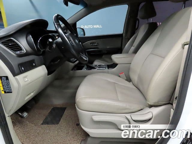 Kia The / новый New Carnival Luxury, 2019 16