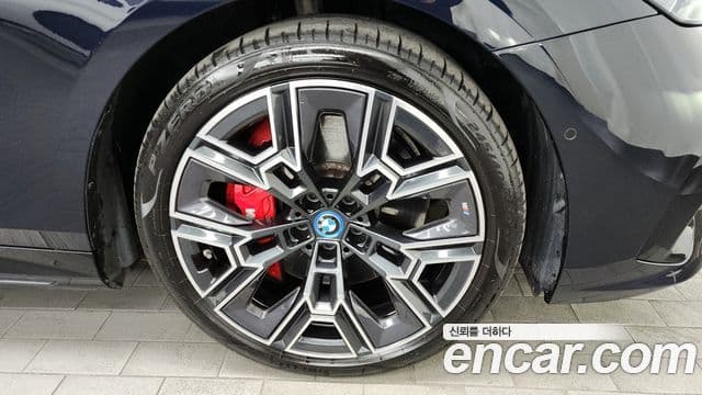BMW i5 (G60) eDrive 40 M Sport Pro, 2024 все фото