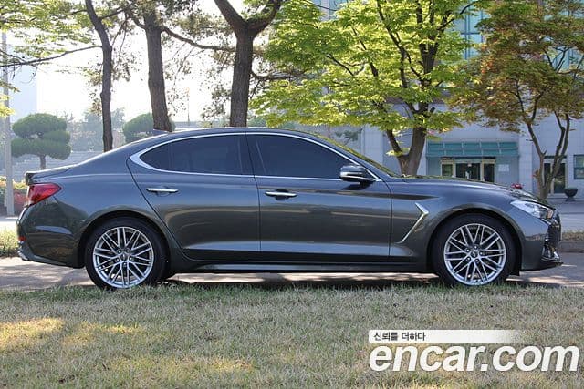 Genesis G70 Elite, 2019 все фото