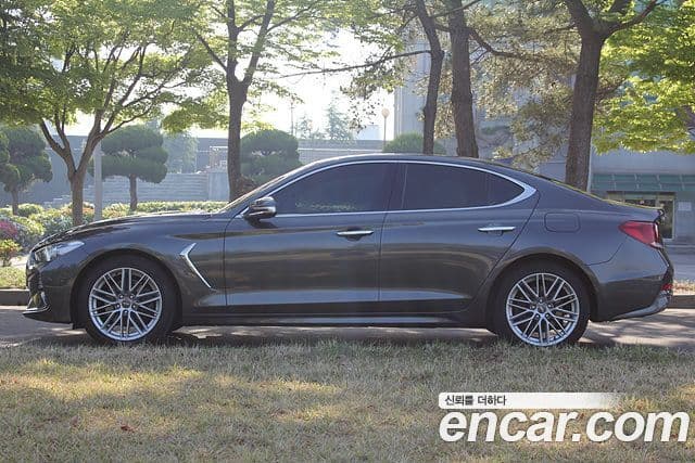 Genesis G70 Elite, 2019 8