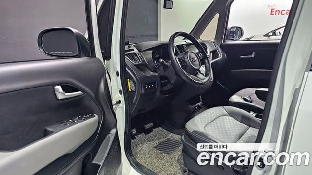 Kia The / новый New Ray Signature, 2021 11