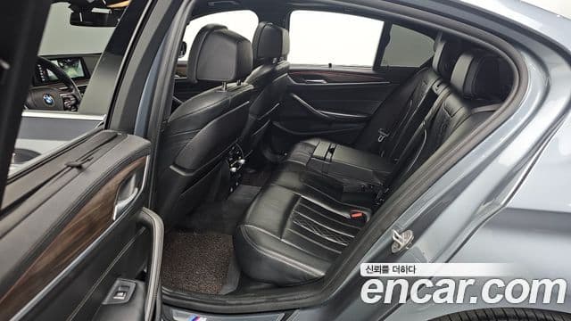 BMW 5시리즈 (G30) 520d M Sport Plus, 2018 11