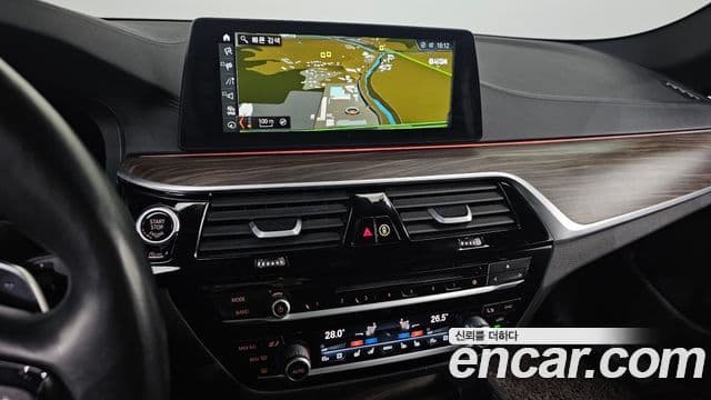 BMW 5시리즈 (G30) 520d M Sport Plus, 2018 16