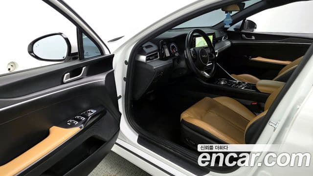 Kia K5 гибрид 3세대 Prestige, 2023 10