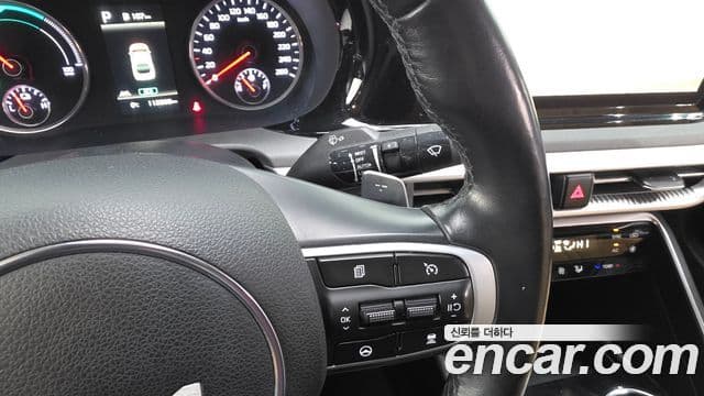 Kia K5 гибрид 3세대 Prestige, 2023 18