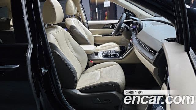 Kia Carnival 4세대 Signature, 2023 10