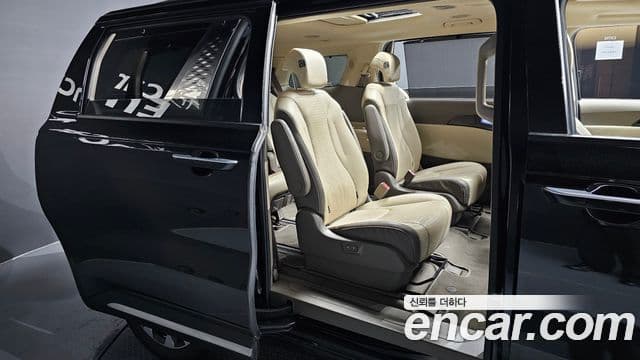 Kia Carnival 4세대 Signature, 2023 12