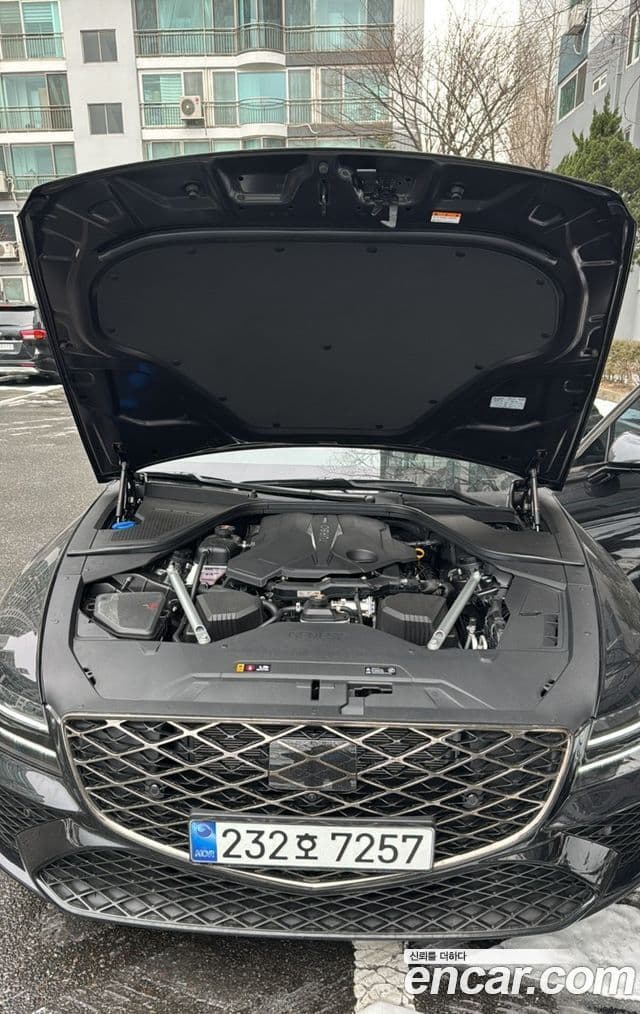 Genesis G80 (RG3) чёрный, 2026 6