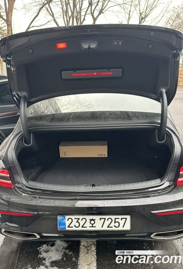 Genesis G80 (RG3) чёрный, 2026 7