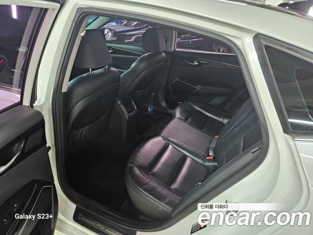 Kia All New K7 3.0 LPI Luxury (арендный автомобиль), 2016 12