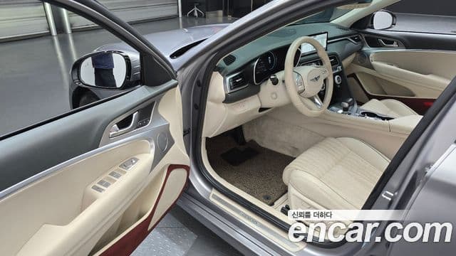 Genesis The / новый New G70, 2022 11