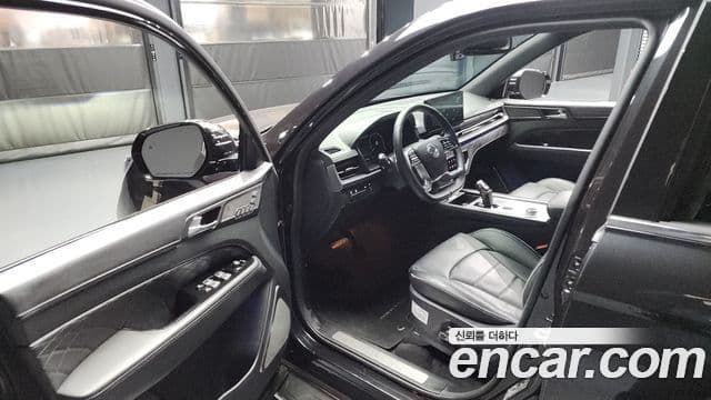 KG모빌리티(SsangYong) Rexton New Arena Noblesse, 2024 10