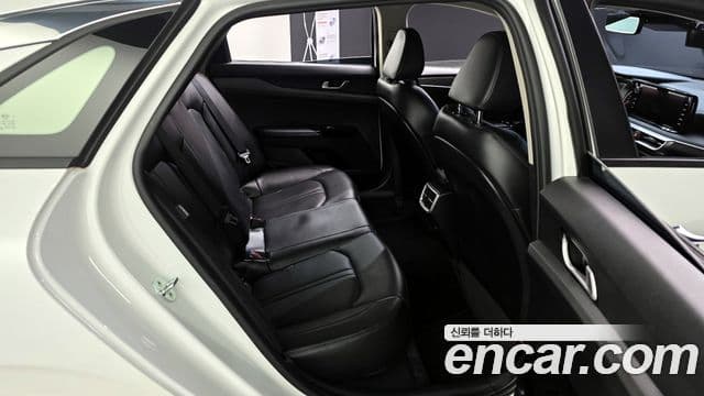 Kia K5 3세대 Trendy, 2021 19