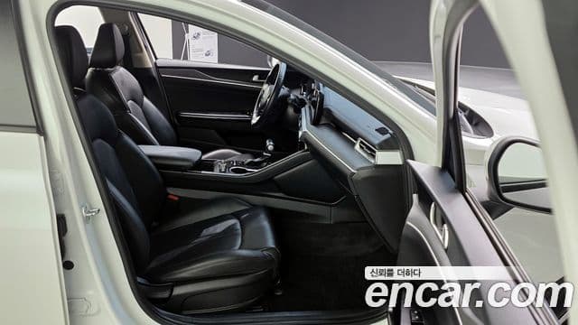 Kia K5 3세대 Trendy, 2021 20