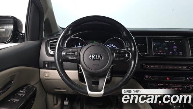Kia The / новый New Carnival Prestige, 2019 15