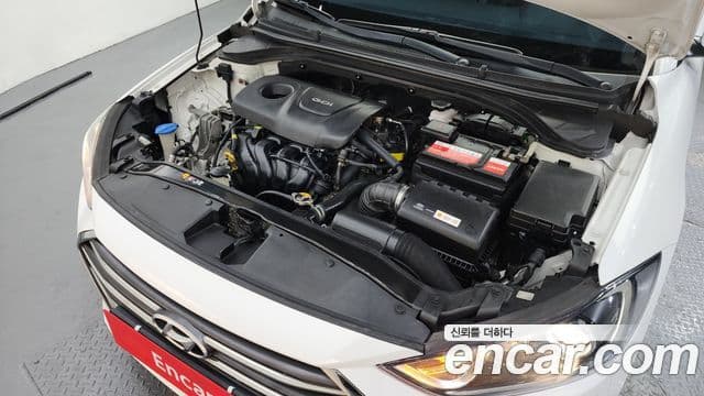 Hyundai Avante AD Modern, 2017 6