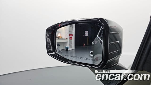 KG모빌리티(SsangYong) Torres T7, 2024 16