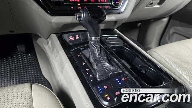 Kia All New Carnival Prestige, 2016 9