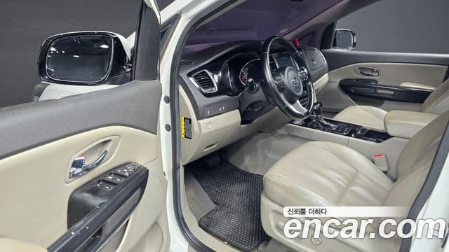 Kia All New Carnival Prestige, 2016 11