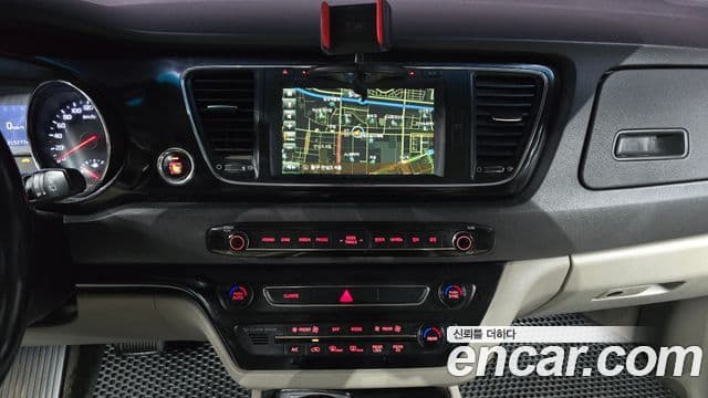 Kia All New Carnival Prestige, 2016 15