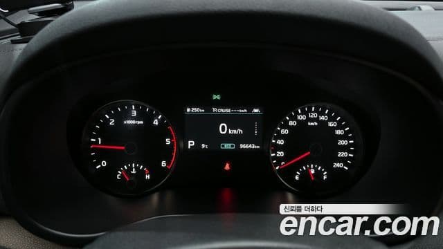 Kia Sportage The / новый Bold Intelligent, 2019 8