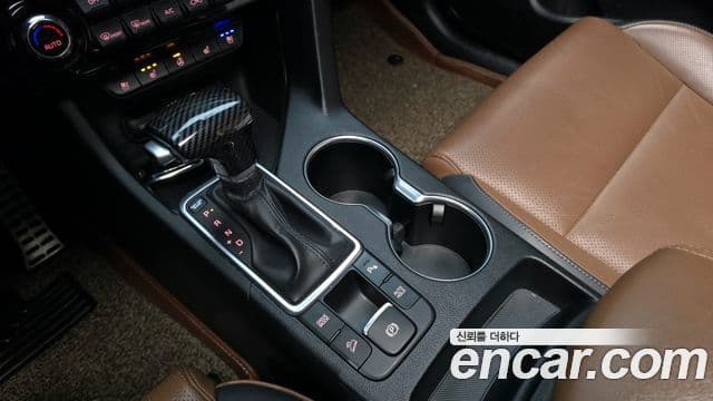 Kia Sportage The / новый Bold Intelligent, 2019 9