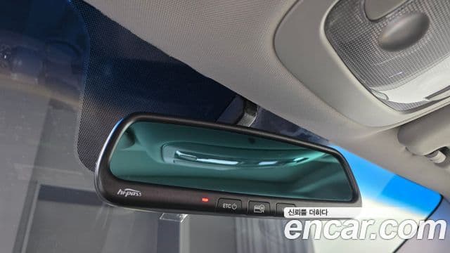 Kia Carnival R Premium, 2013 15