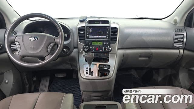 Kia Carnival R Premium, 2013 7