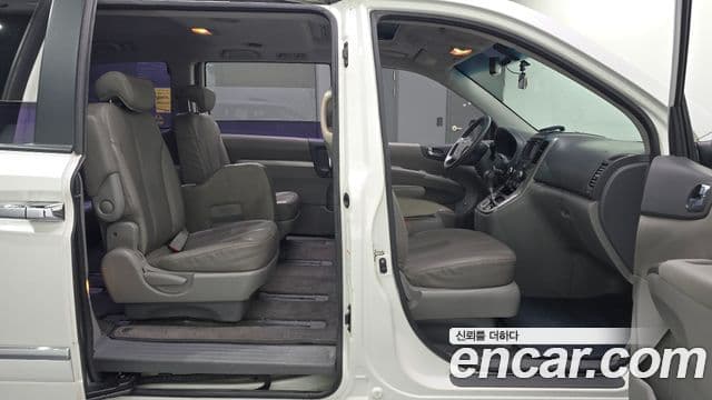 Kia Carnival R Premium, 2013 11