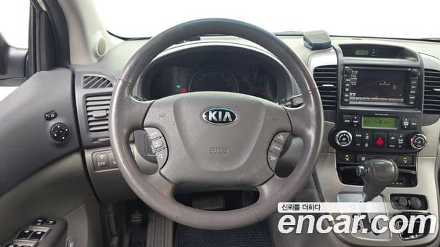 Kia Carnival R Premium, 2013 13