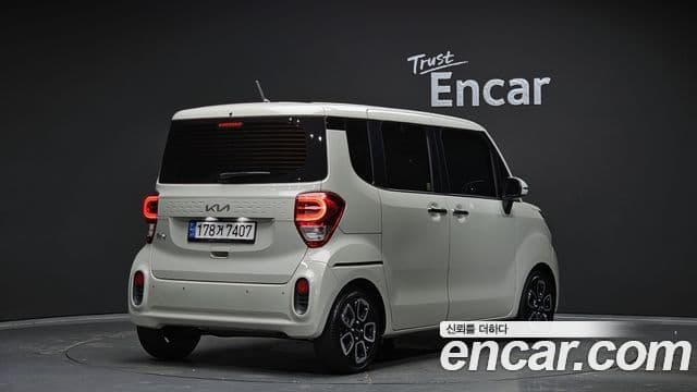 Kia The / новый New Ray Signature, 2022 2