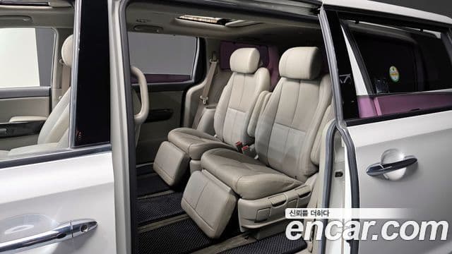 Kia All New Carnival President, 2016 11