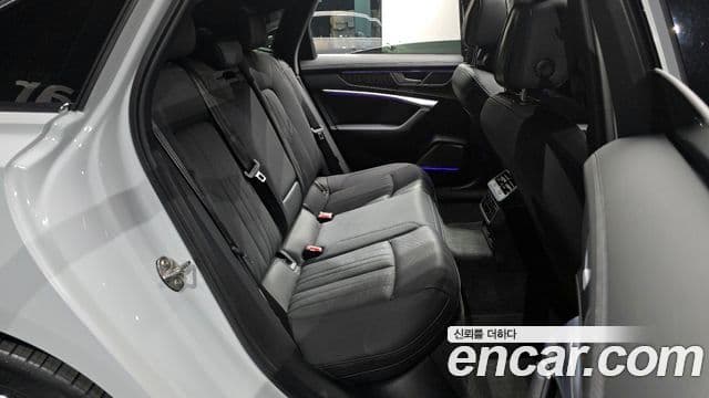 Audi A6 (C8) Premium, 2022 12