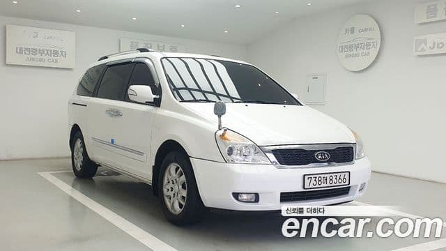 Kia Carnival R топовая версия, 2012 1