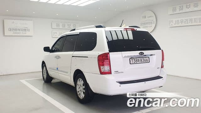 Kia Carnival R топовая версия, 2012 4