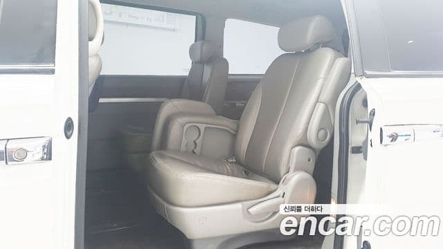 Kia Carnival R топовая версия, 2012 14