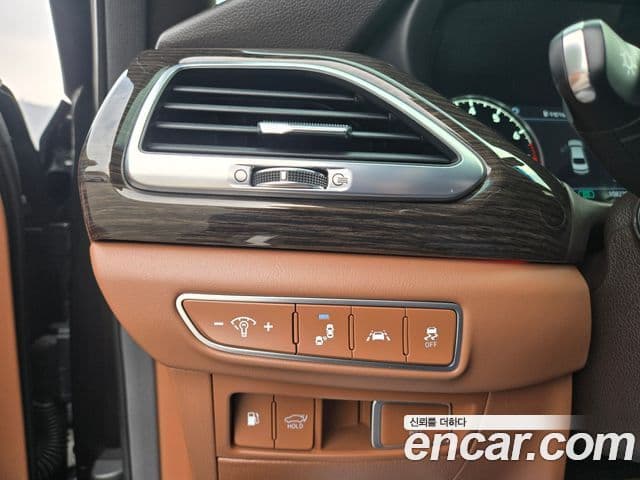 Genesis G90 Premium Luxury, 2019 14