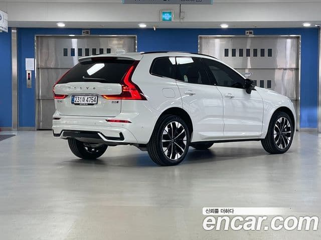 Volvo XC60 2세대 B5 Ultra Dark Air подвеска, 2026 2