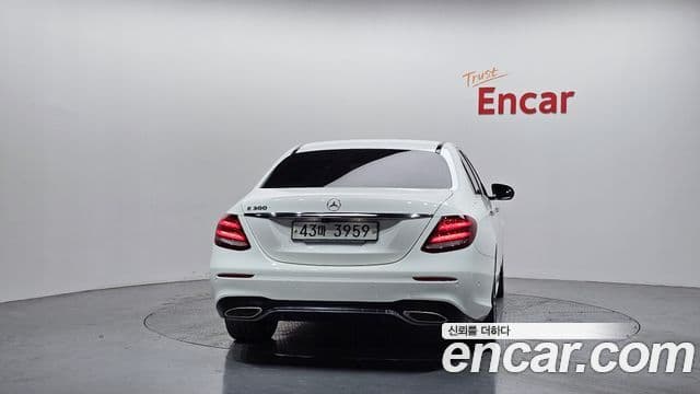 Mercedes-Benz E-класс W213 AMG Line, 2019 4