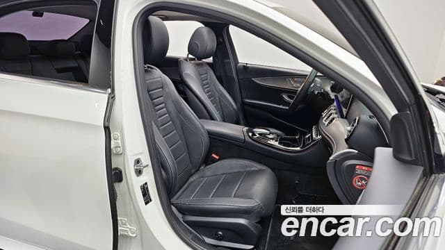 Mercedes-Benz E-класс W213 AMG Line, 2019 12