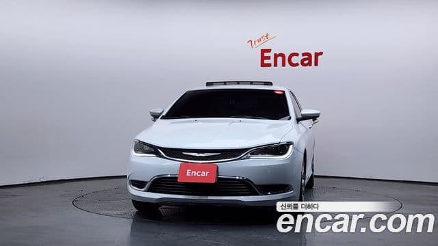 크라이슬러 200 2세대 2.4 Limited, 2015 3