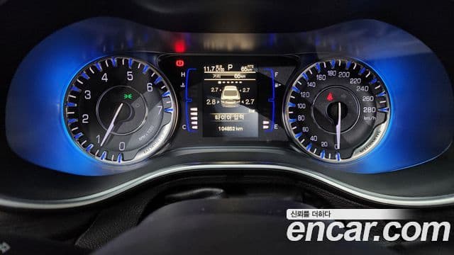 크라이슬러 200 2세대 2.4 Limited, 2015 8