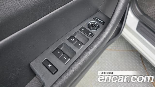 Hyundai LF Sonata 2.0 Smart, 2015 12