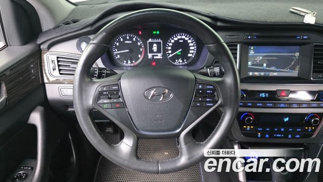 Hyundai LF Sonata 2.0 Smart, 2015 14